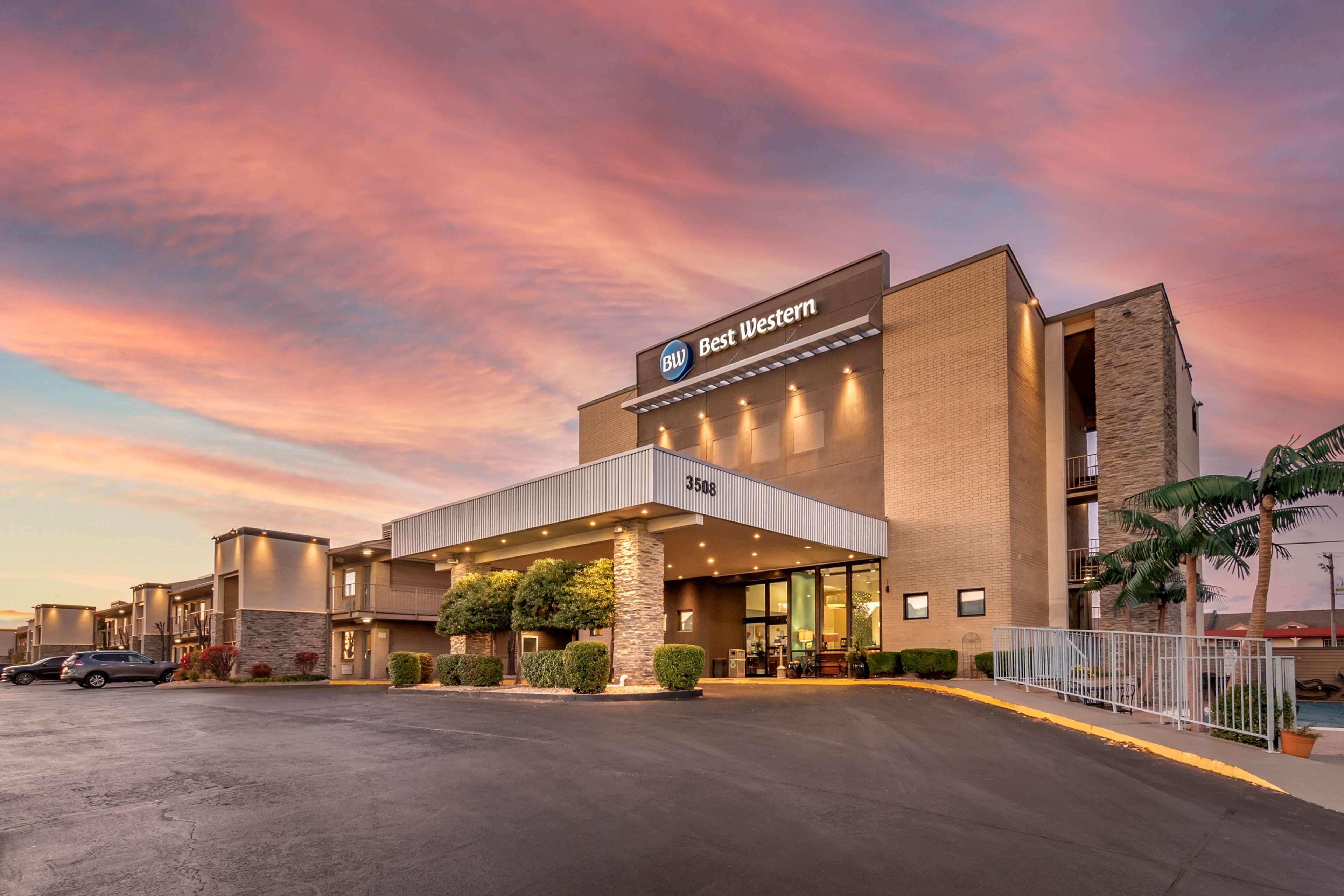 Best Western The Oasis At Joplin Buitenkant foto